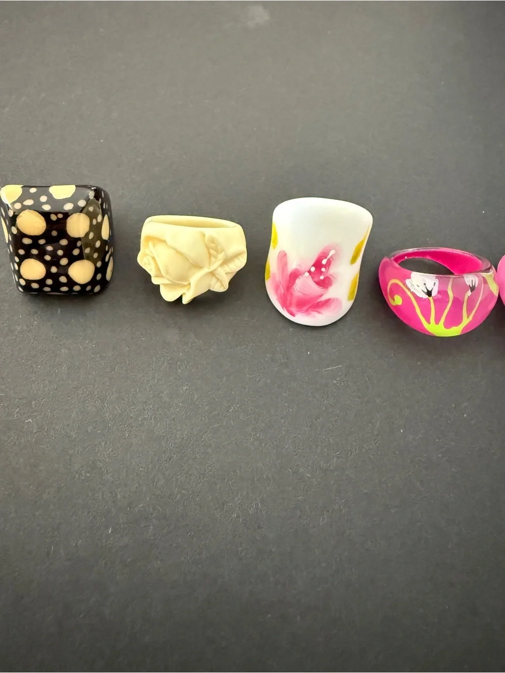 Lot of 7 Multicolor Resin & Plastic Rings Sizes 8 - 9, Flower, No Stones